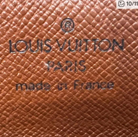 Louis Vuitton Leather Monogram Key Holder Wallet - Picture 3 of 8